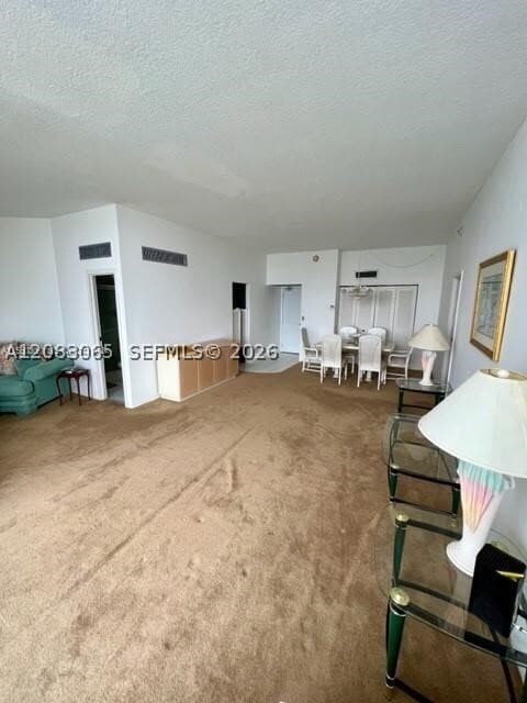 Building Photo - 100 Bayview Dr