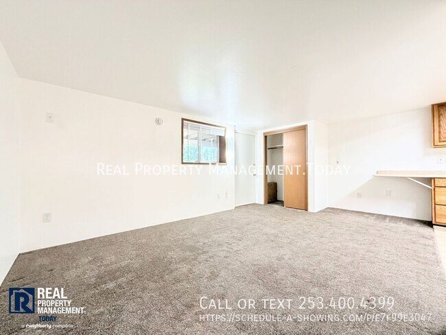 Building Photo - 15515 89th St Ct NW