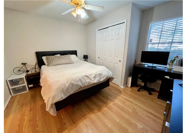 Building Photo - 2BD/ 2BA Furnished Apartment