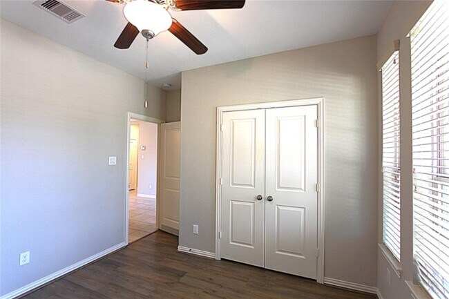 Building Photo - 19218 Presa Canyon Dr