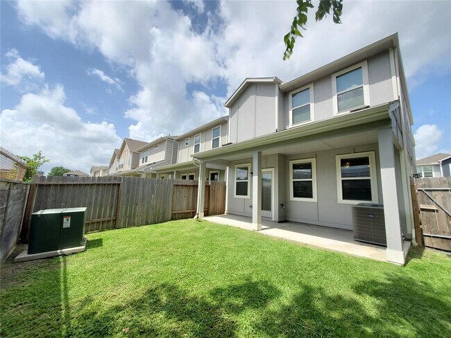 Building Photo - 1526 Beach Oak Dr
