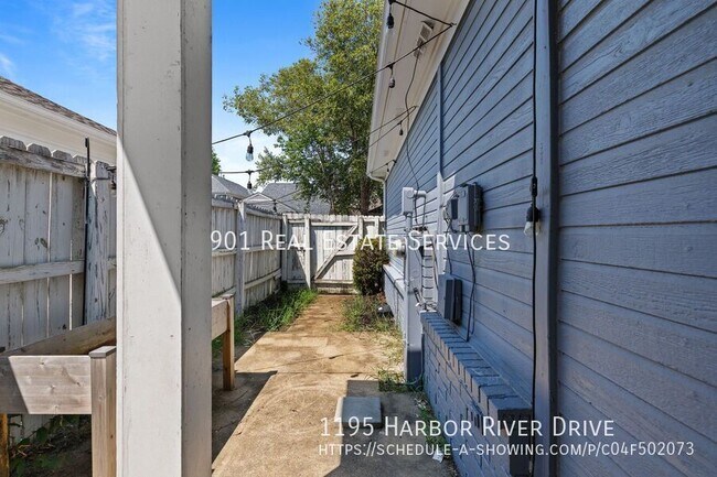 Building Photo - 1195 Harbor River Dr