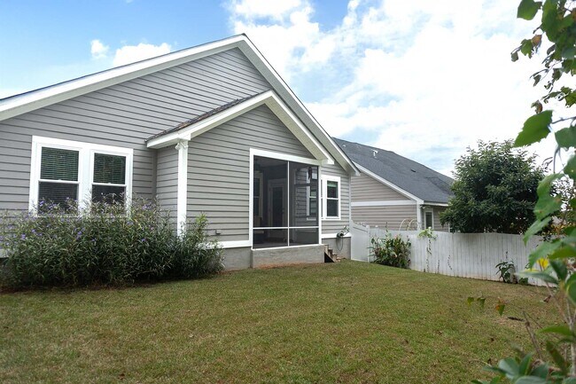 Building Photo - 2533 Capstone Dr