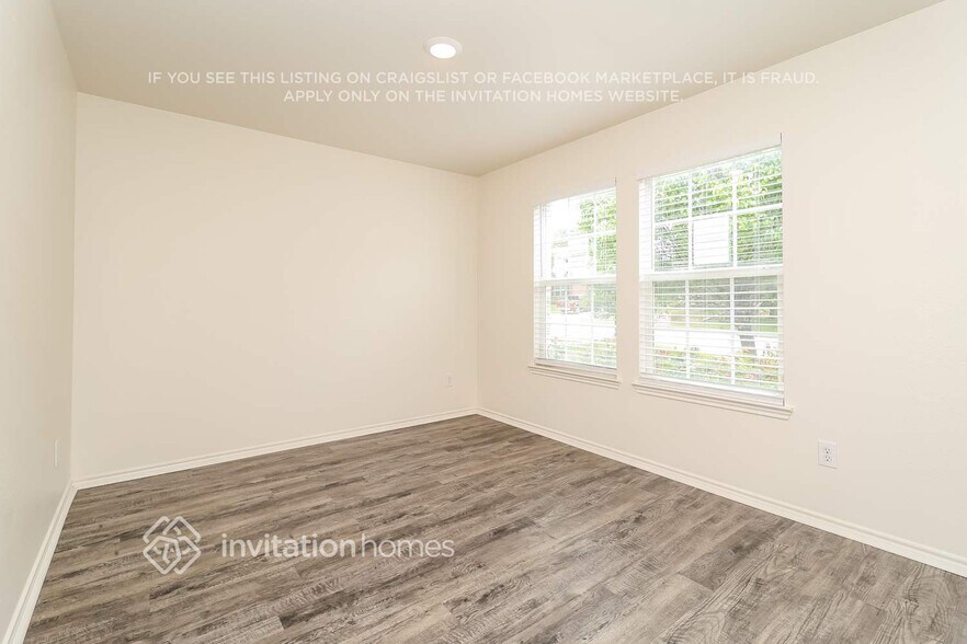 Building Photo - 1817 Diamond Lake Trail