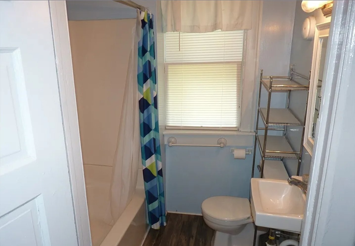 Building Photo - 70 Pershing Ave