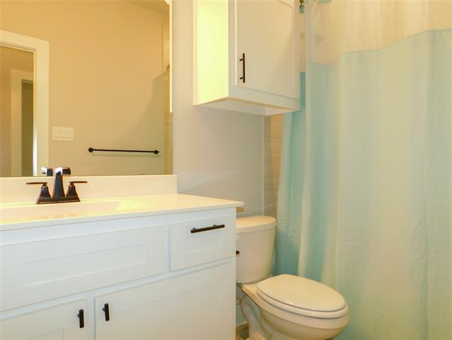 Building Photo - 13821 Riola Dr