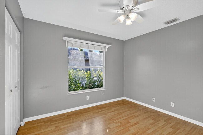 Building Photo - 151 Monterey Way