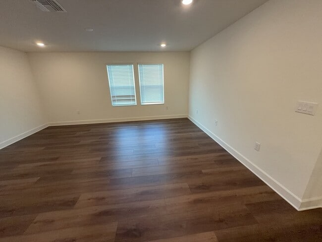 Building Photo - 3230 Sanctuary Dr