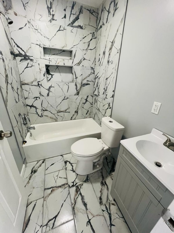 Building Photo - 2413 N Bancroft St