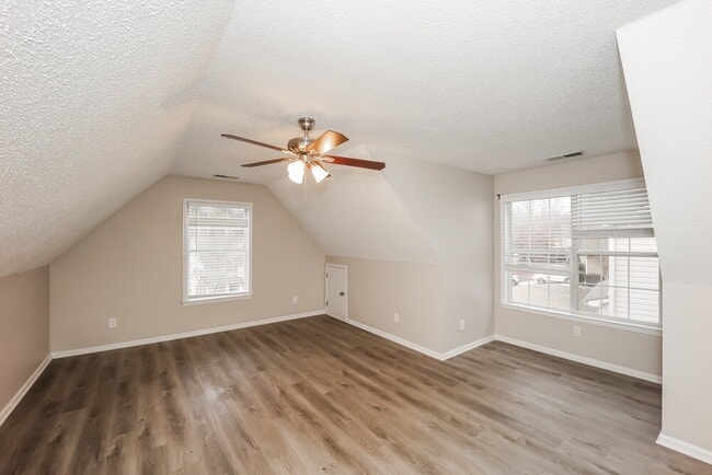 Building Photo - 309 Westhill Dr