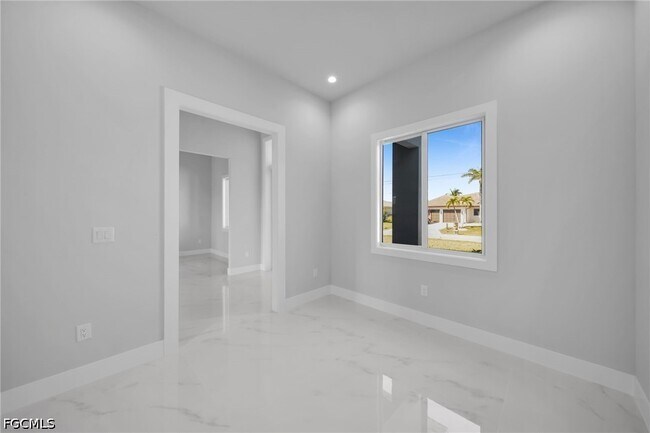 Building Photo - 1107 NW 40th Pl