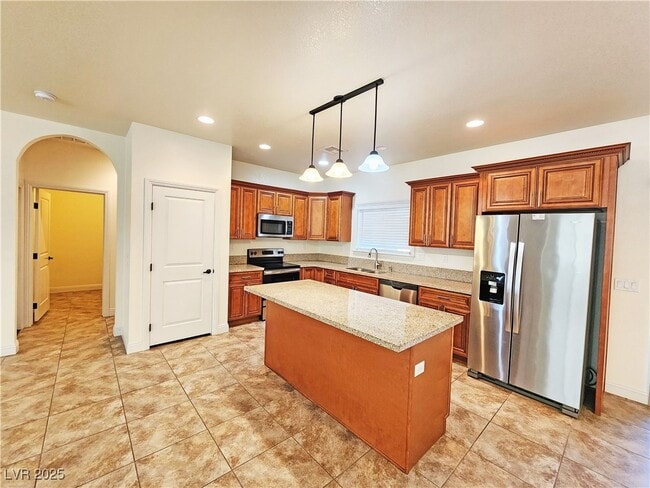 Building Photo - 4920 Honey Locust Dr