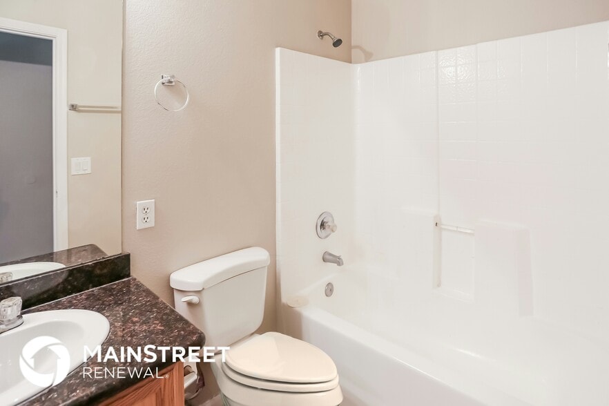 Building Photo - 10845 W Monterosa St