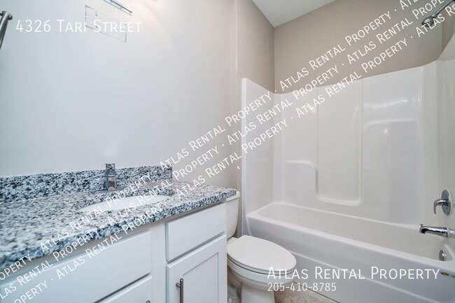 Building Photo - 4326 Tari St
