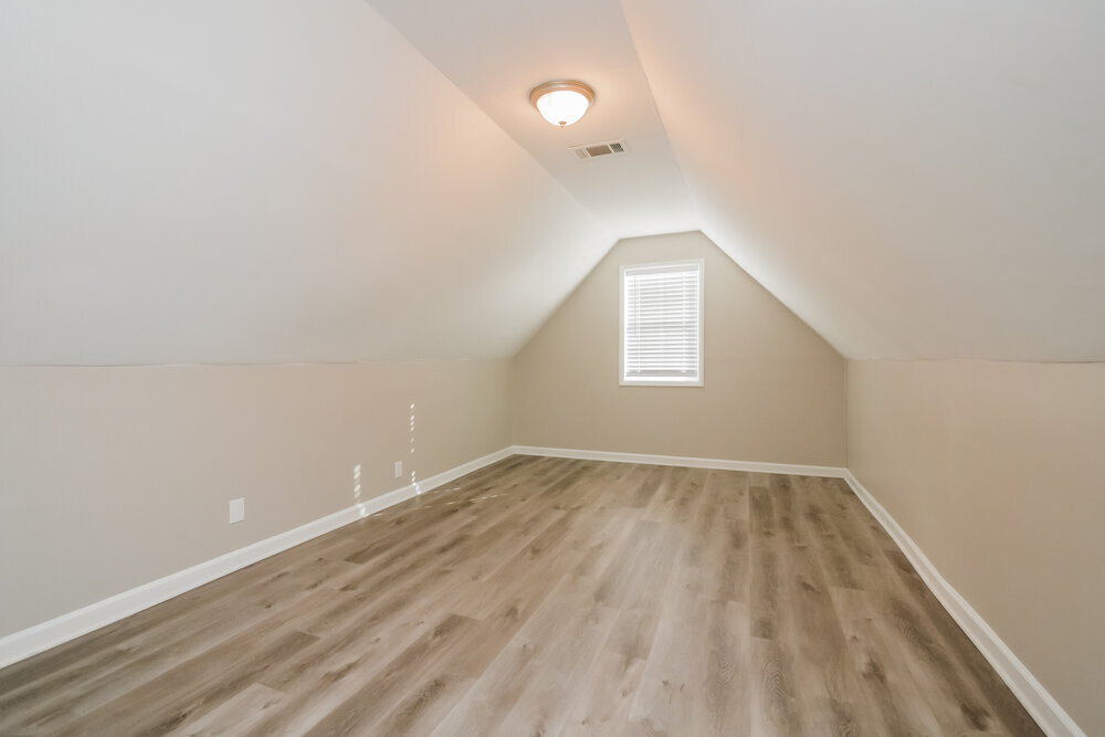 Building Photo - 846 Crabtree Ct