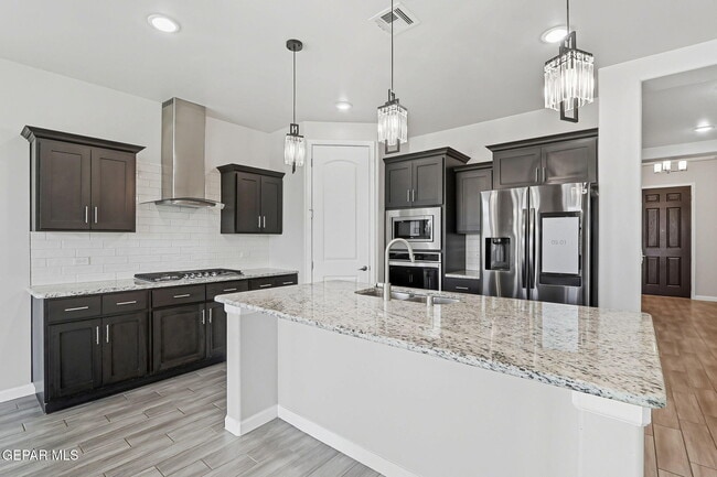 Building Photo - 533 Twilight Dr