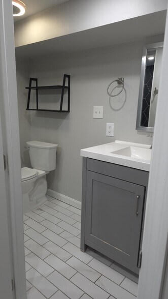 Building Photo - 266 Mountain Ave