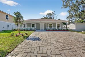 Building Photo - South 33rd Street, Fort Pierce, FL 34947 - 3 BR 2 BA single-family home