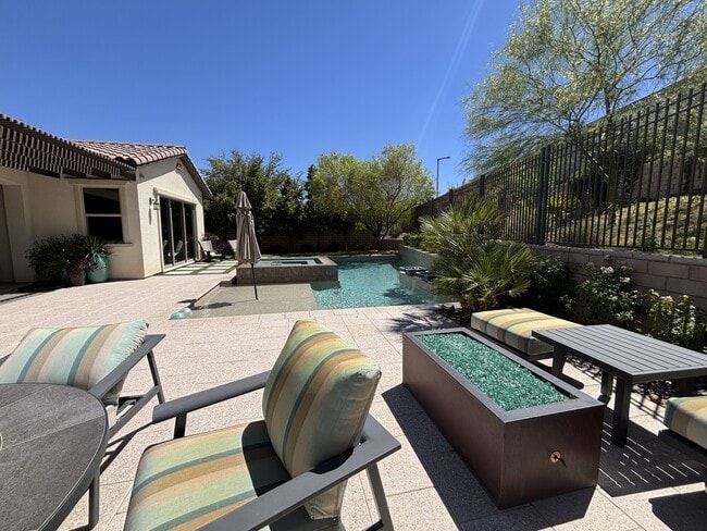 Building Photo - 81 Navarra Canyon Ct
