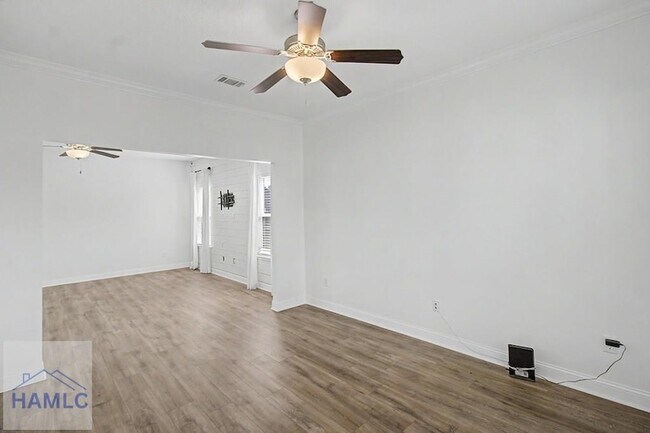 Building Photo - 206 Farnsworth Trl