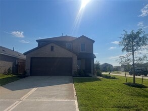 Building Photo - 16802 Great Highlands Dr
