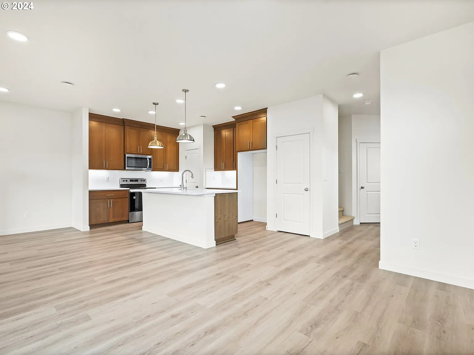 Kitchen with pantry and entry closet - 1969 NW 19th Ct