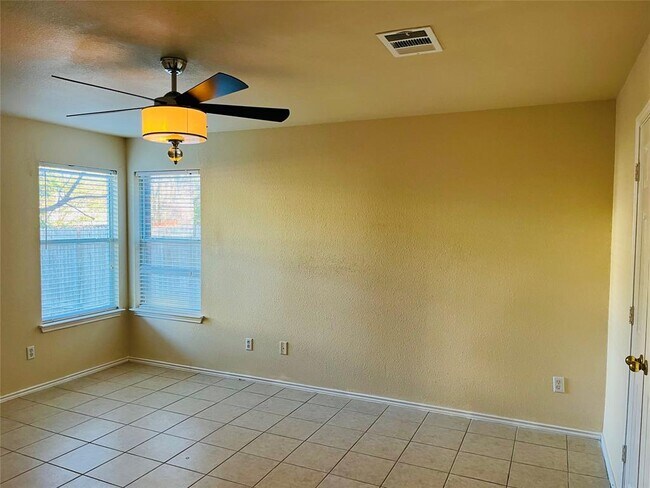 Building Photo - 1511 Plume Grass Pl