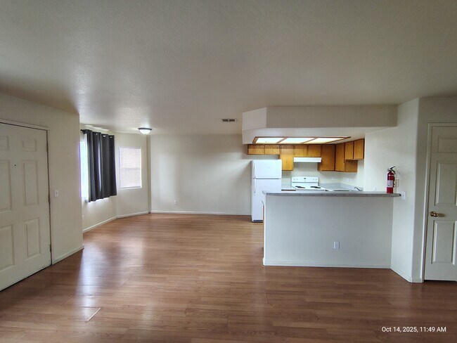 Building Photo - 6552 Wilma Ave