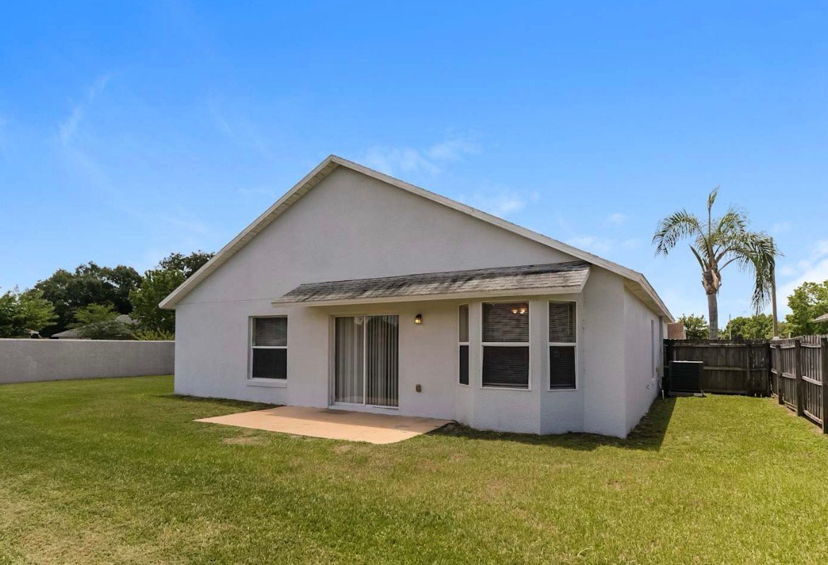 Building Photo - 2900 Cool Breeze Cir