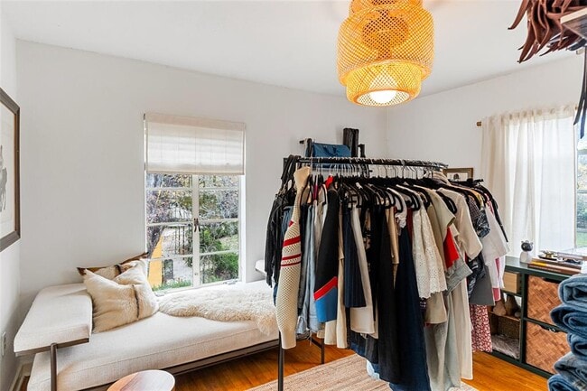 Building Photo - 1304 Kirkwood Rd