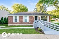 Building Photo - 10900 Oak Harbor Dr