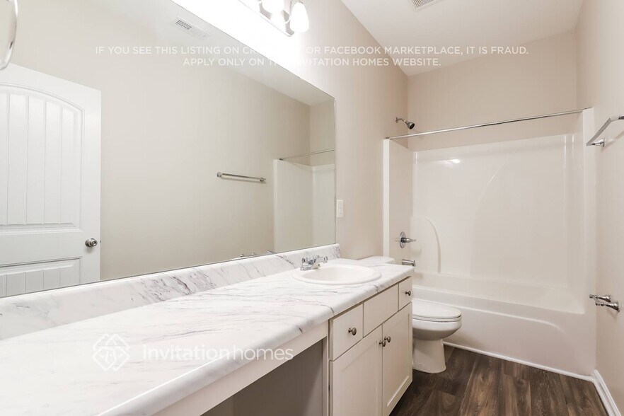 Building Photo - 1366 Wilson Manor Cir SE