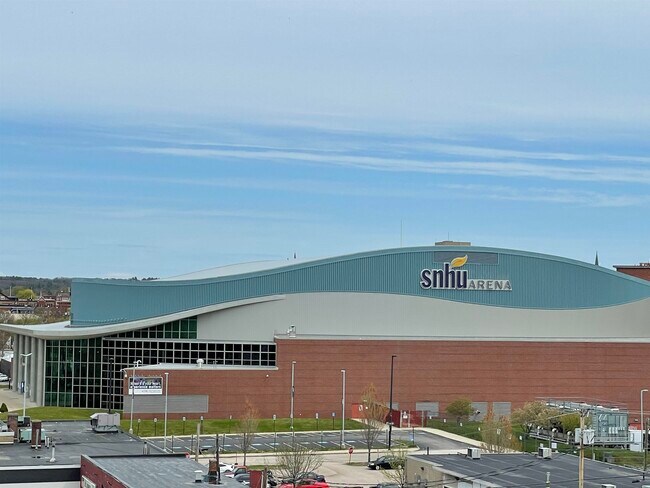 Building Photo - 53 Walker St