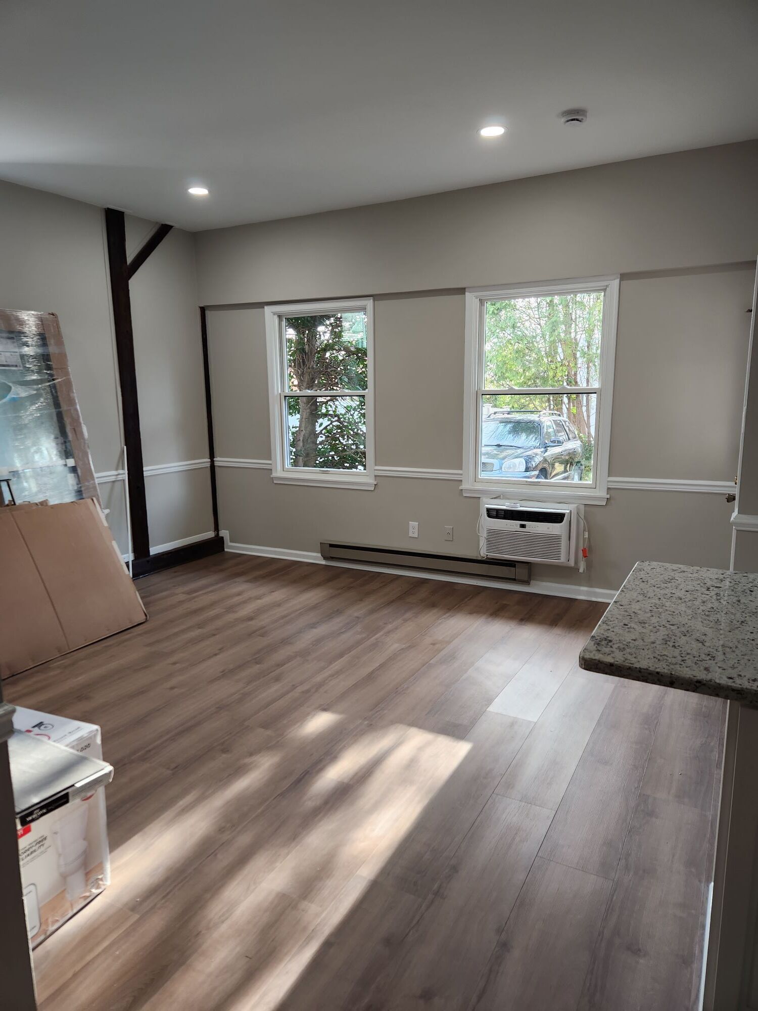 Building Photo - 61 W Oakland Ave