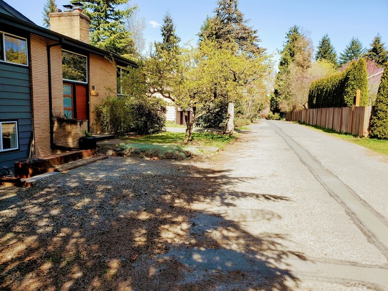 Building Photo - 12220 Densmore Ave N