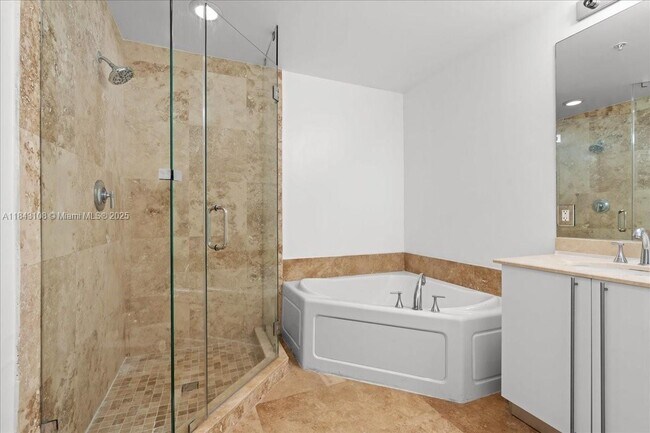 Building Photo - 3030 NE 188th St