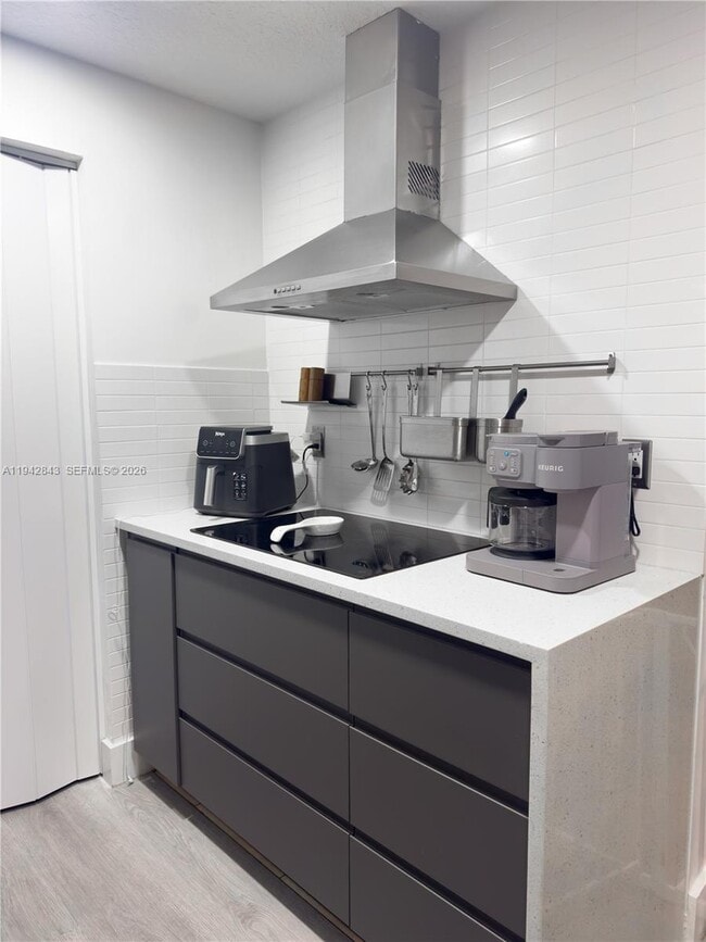 Building Photo - 6670 NW 114th Ave