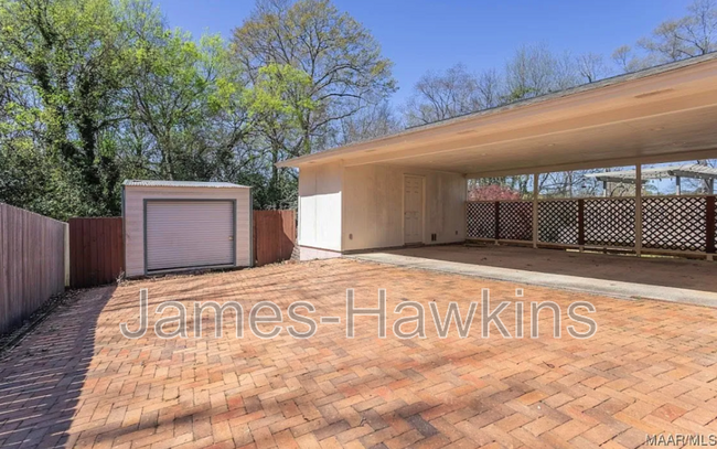 Building Photo - 3005 Willow Ln Dr