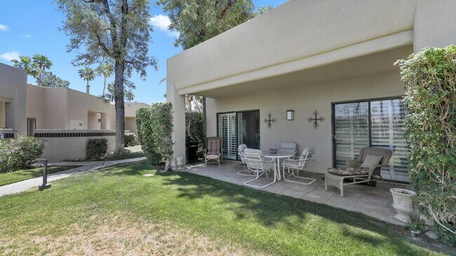 Building Photo - 28346 Desert Princess Dr