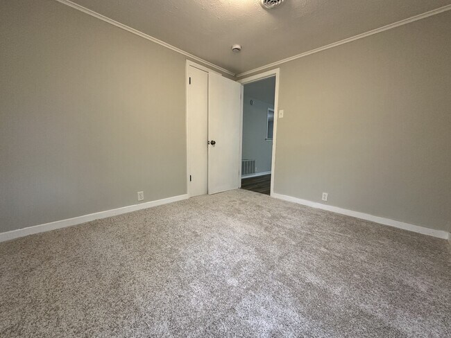 Building Photo - 3543 William St