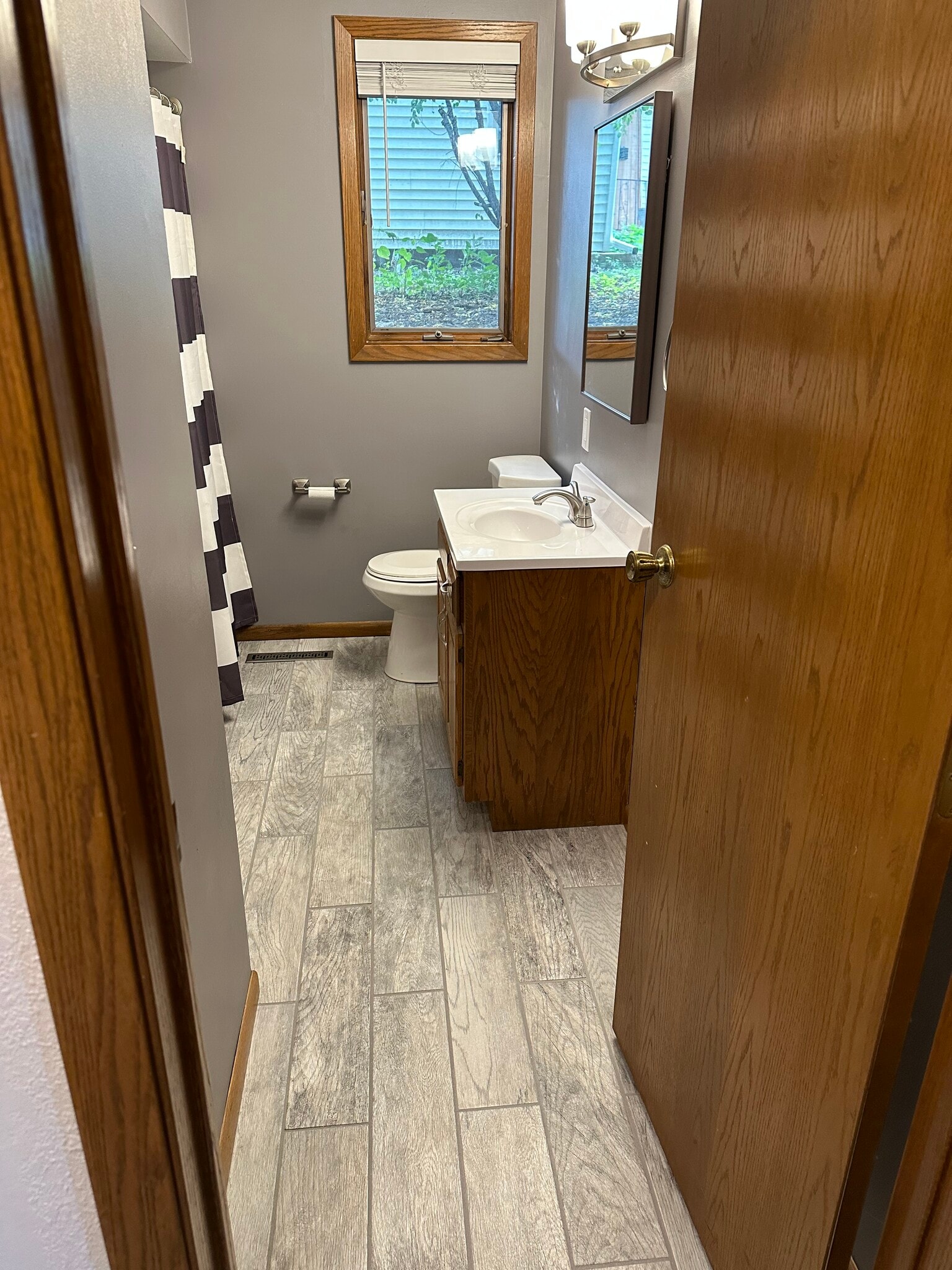 Building Photo - 414 Nicollet Ave