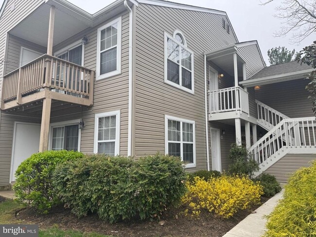 Building Photo - 2408 Beacon Hill Dr