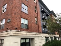 Building Photo - Fairhaven Harris Square Studio Condo For Rent in Historic Fairhaven