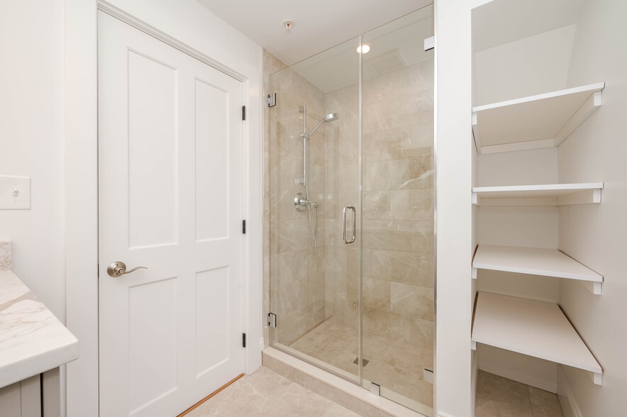 Professionally designed bathroom with linen storage - 361 Miller Ave
