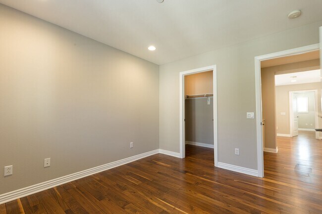 Building Photo - Single Family Golf Course Home for rent in...