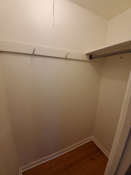 Building Photo - 2506 E Jewell Ave