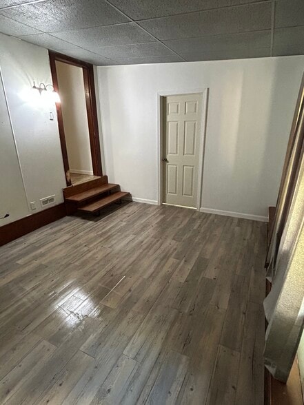 Building Photo - 427 Schuyler Ave