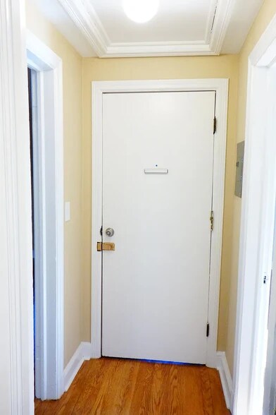 Building Photo - 910 Kennebec Ave