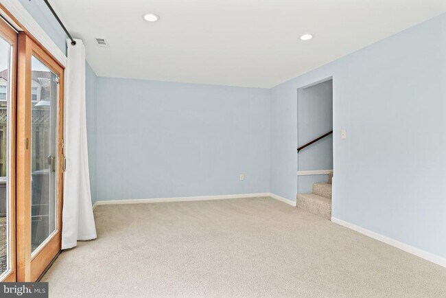 Building Photo - 9553 Cherry Oak Ct