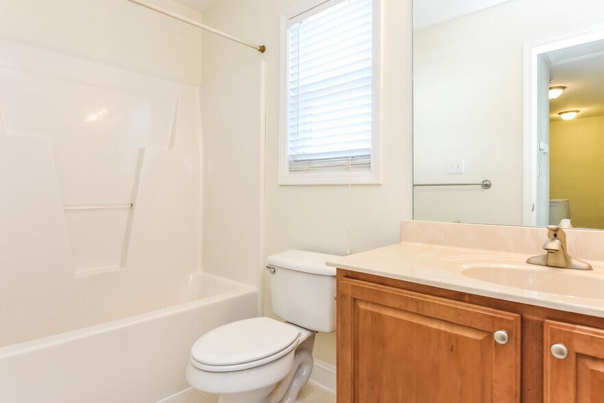 Building Photo - 3151 La Costa Way